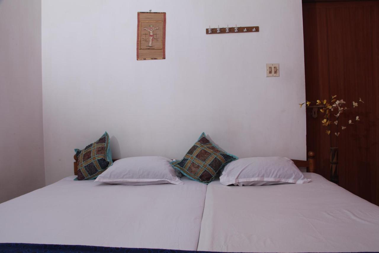 Dream Catcher Home Stay Kochi ภายนอก รูปภาพ