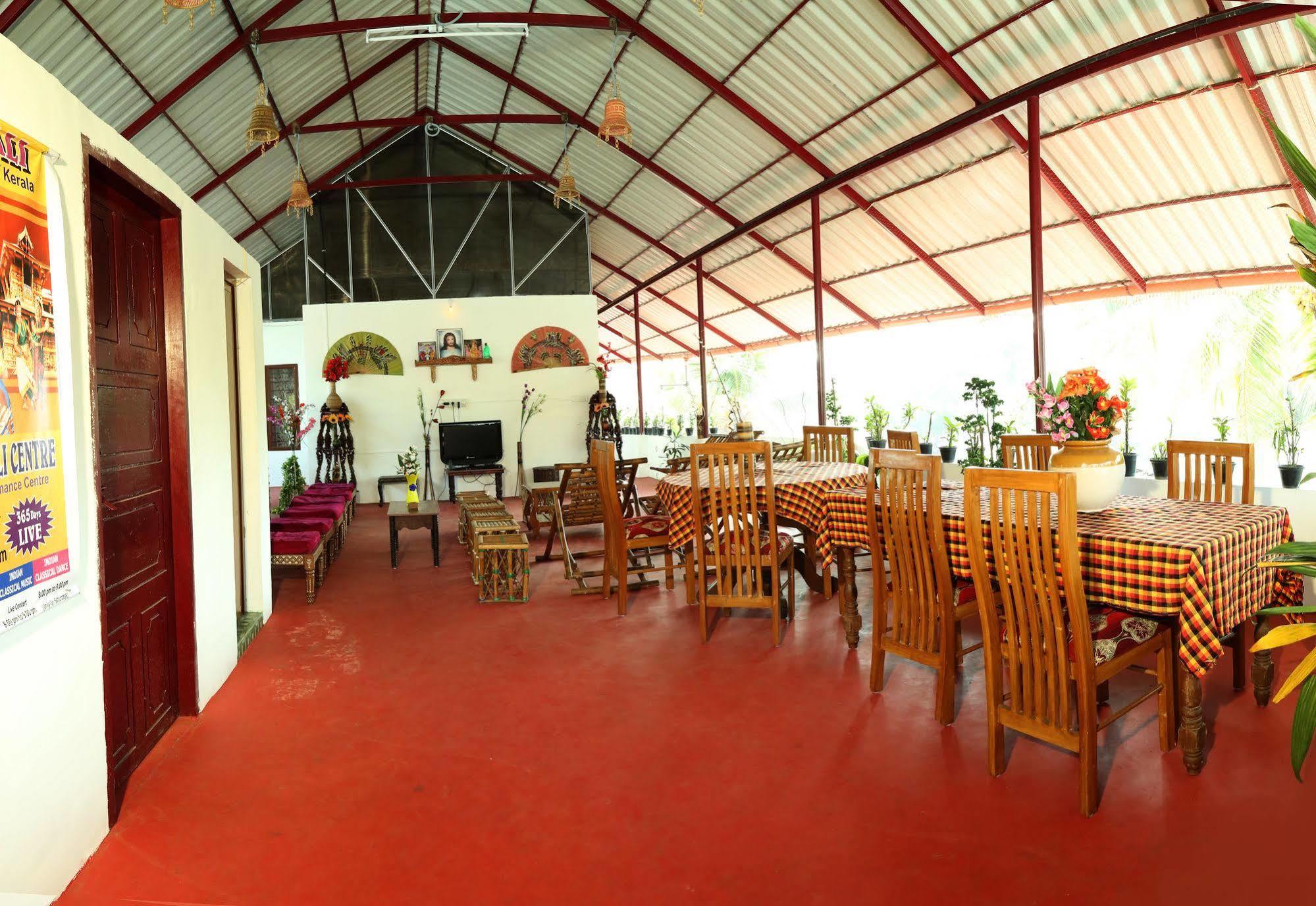 Dream Catcher Home Stay Kochi ภายนอก รูปภาพ
