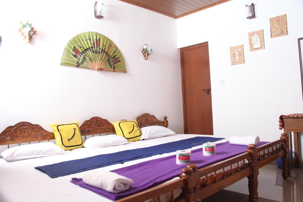 Dream Catcher Home Stay Kochi ภายนอก รูปภาพ